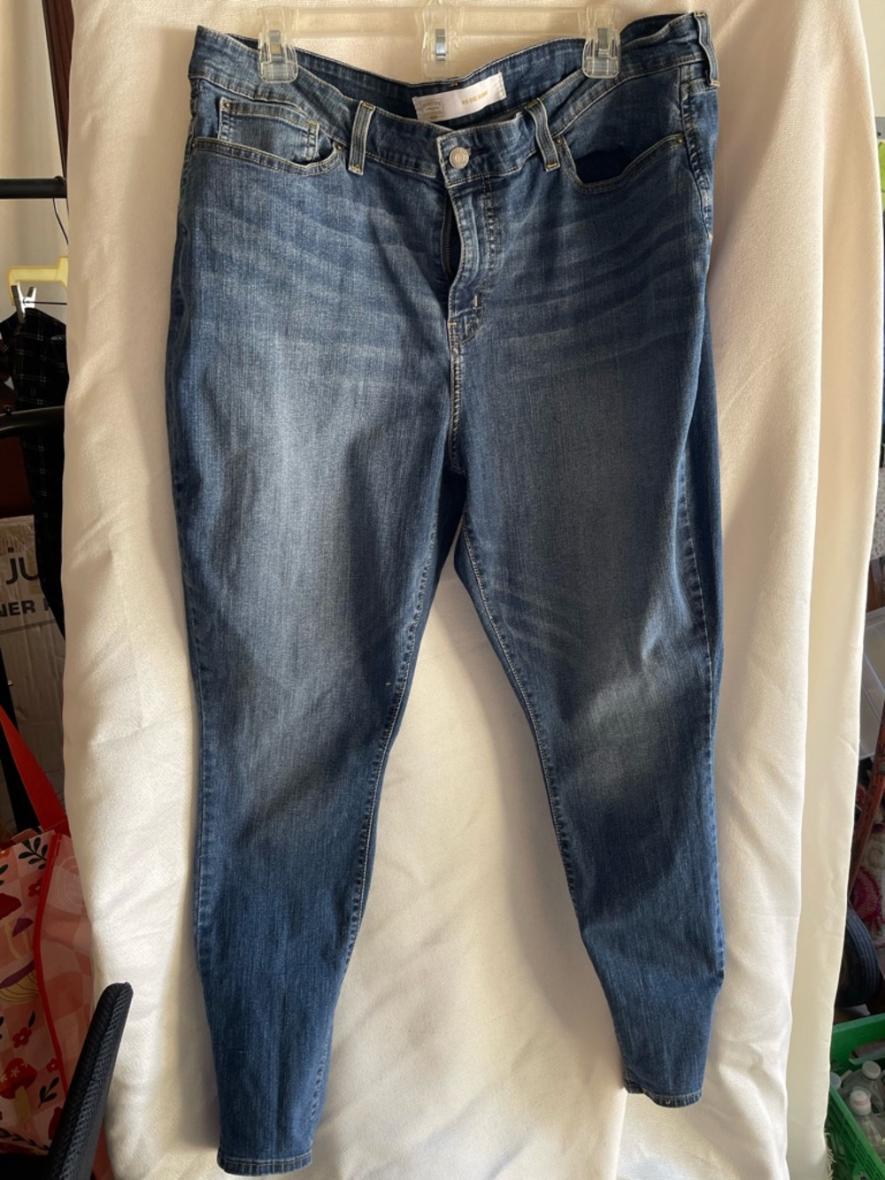 Levi’s Signature MidRise Skinny Blue Denim Jeans